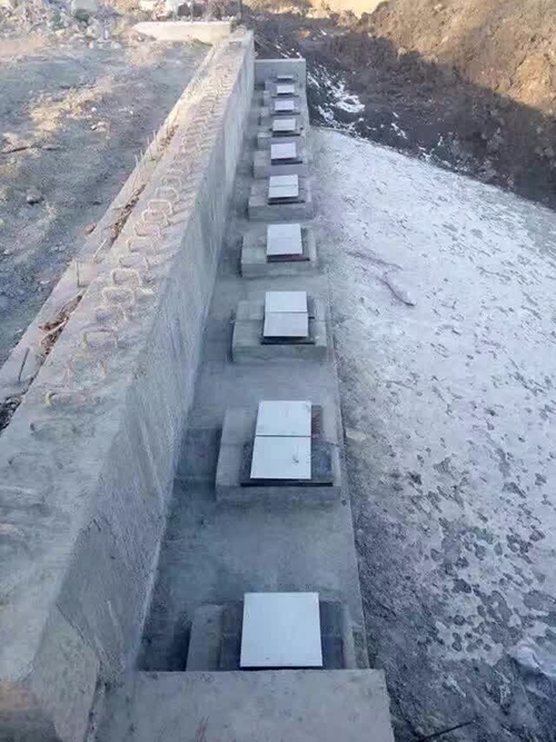 ���̰���